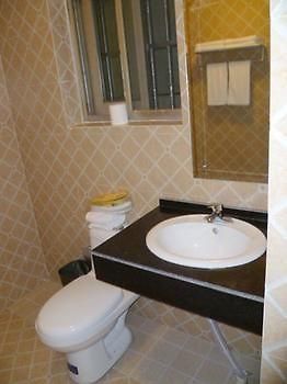 Qinyuan Hostel Yangzhou Bagian luar foto