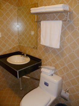 Qinyuan Hostel Yangzhou Bagian luar foto